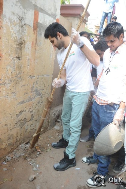 Ram-Pothineni-Joins-Swachh-Bharath-Campaign